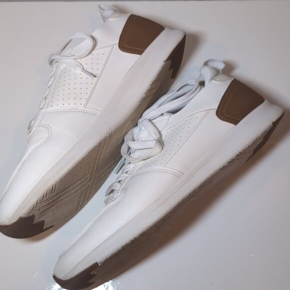 Steve Madden Sonny Ortholite Jogger Sneaker Perforated Casual Shoes Size 11 - Picture 5 of 12